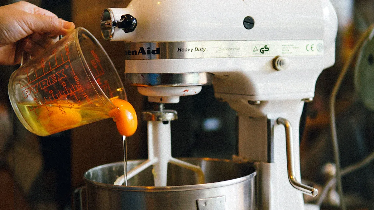 1500W Stand Mikser Aşırı Test: Aşırı Yükleme Yapmadan Gerçekten Ne Kadar Hamur Yoğurabilirsiniz?